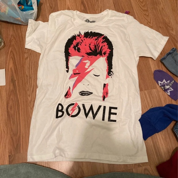 Bowie graphic tee, size M - Picture 1 of 2